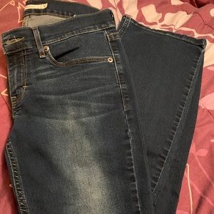 Levi jeans